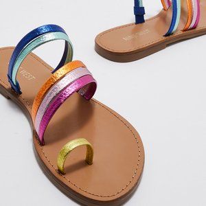 Nine West Cins Rainbow Multicolor MetallicToe ring Sandals